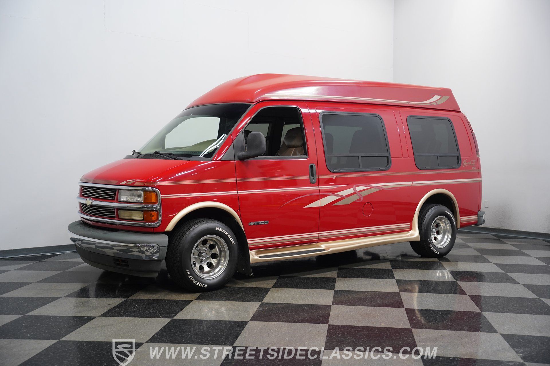 Used 1996 Chevrolet Express 1500 RWD image 7