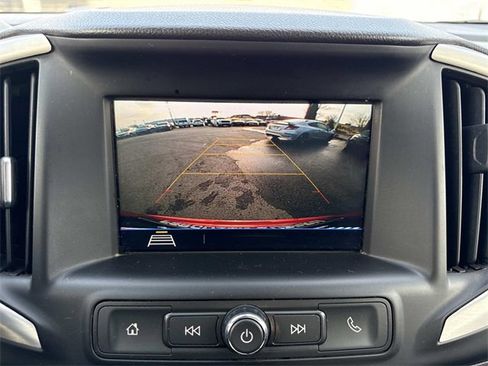 Used 2018 GMC Terrain SLE image 25