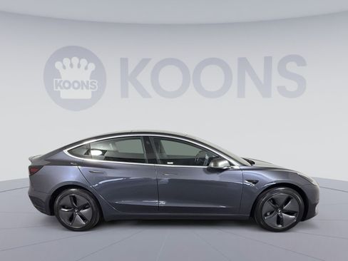 Used 2019 Tesla Model 3 Mid Range image 8