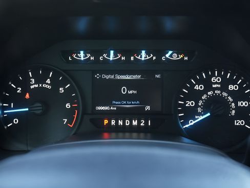 Used 2017 Ford F150 XL w/ Equipment Group 101A Mid AWD/4WD image 30