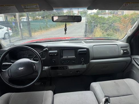 Used 2006 Ford F350 4x4 Crew Cab Super Duty image 9