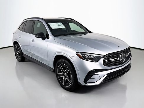 Used 2026 Mercedes-Benz GLC 300 4MATIC image 7