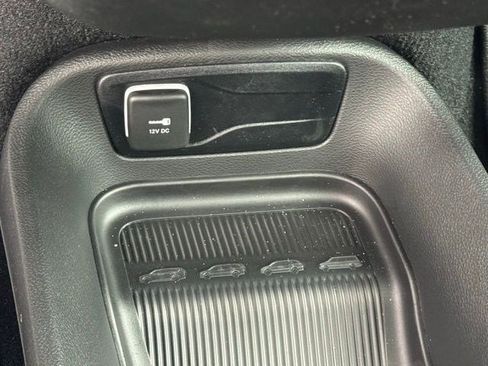 New 2026 Chrysler Pacifica Select FWD image 22