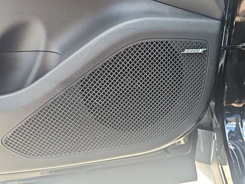 Certified 2025 Hyundai Tucson Limited FWD image 14
