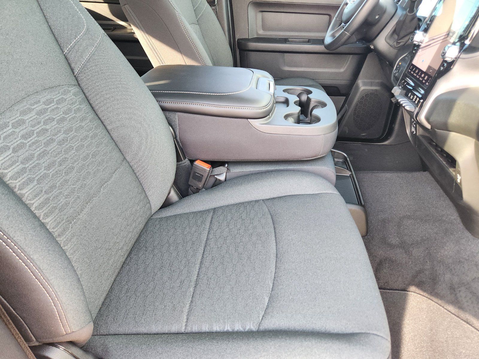 New 2027 RAM 2500 Tradesman AWD/4WD image 14