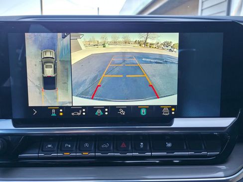 Used 2022 Chevrolet Silverado 1500 High Country image 26