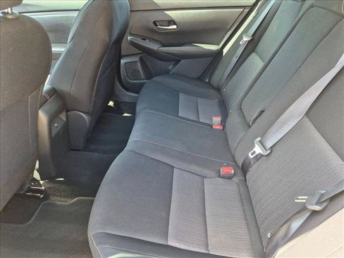 Used 2022 Nissan Sentra SV w/ Trunk Package FWD image 17