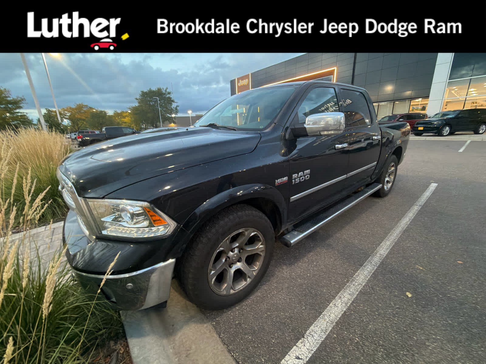 Used 2018 RAM 1500 Laramie w/ Convenience Group AWD/4WD image 1