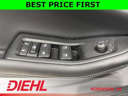 New 2026 Jeep Grand Cherokee Altitude image 22