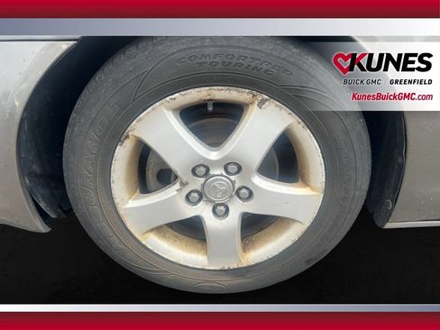 Used 2003 Toyota Camry SE FWD image 12