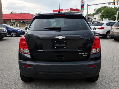 Used 2015 Chevrolet Trax LS AWD/4WD image 4