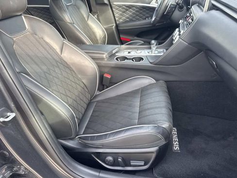 Used 2021 Genesis G70 2.0T w/ Prestige Package image 8