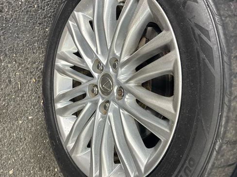 Used 2013 Lexus ES 350 w/ Luxury Pkg FWD image 18