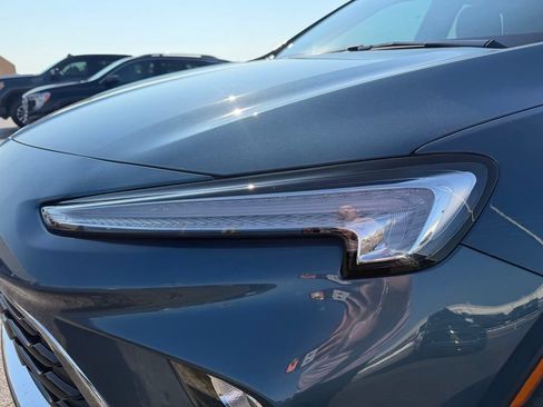 Used 2025 Buick Encore GX Preferred FWD image 11