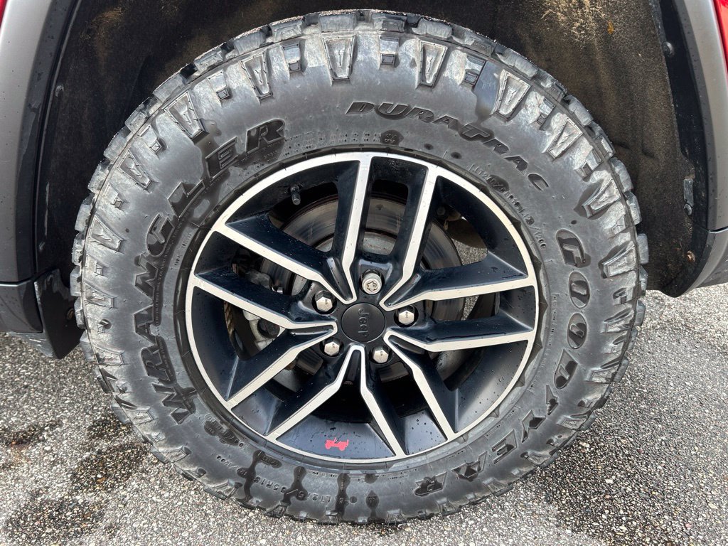Used 2020 Jeep Grand Cherokee Trailhawk w/ Trailhawk Luxury Group AWD/4WD image 27
