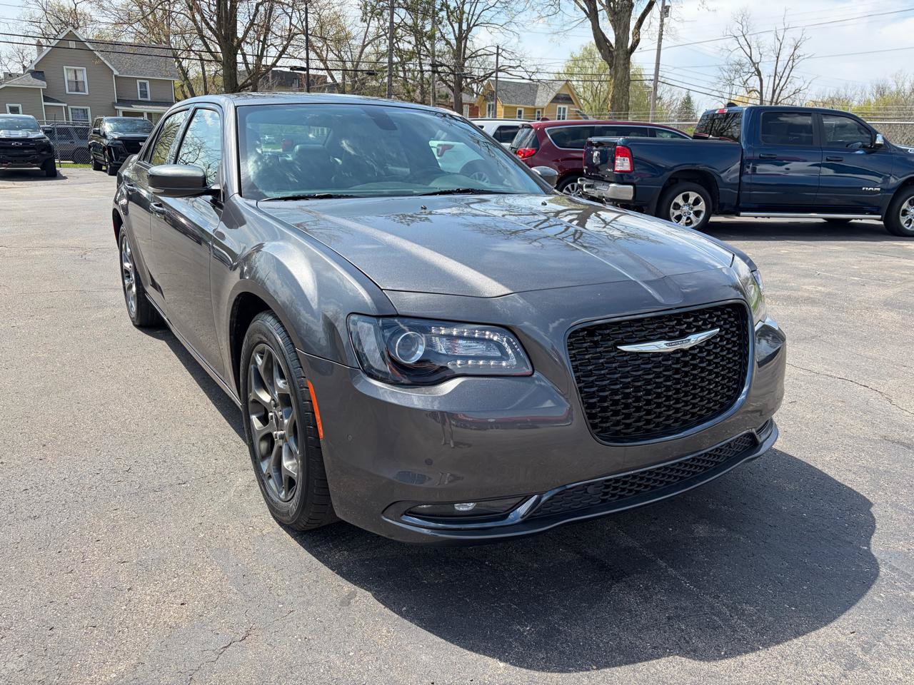 Used 2018 Chrysler 300 S w/ 300S Premium Group AWD/4WD image 2