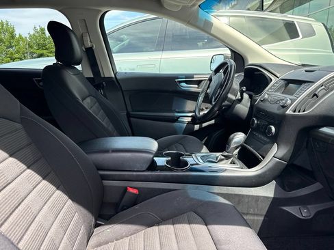 Used 2015 Ford Edge SEL FWD image 3