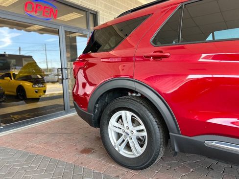 Used 2020 Ford Explorer XLT AWD/4WD image 22