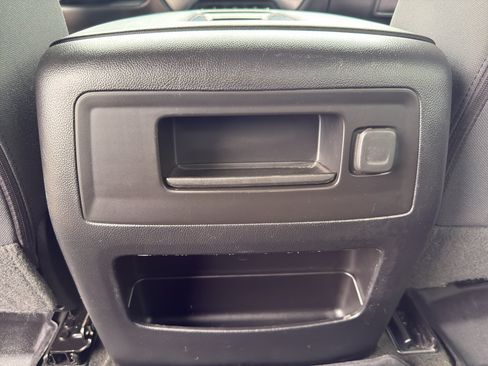 Used 2018 Chevrolet Silverado 1500 LT w/ All Star Edition image 32