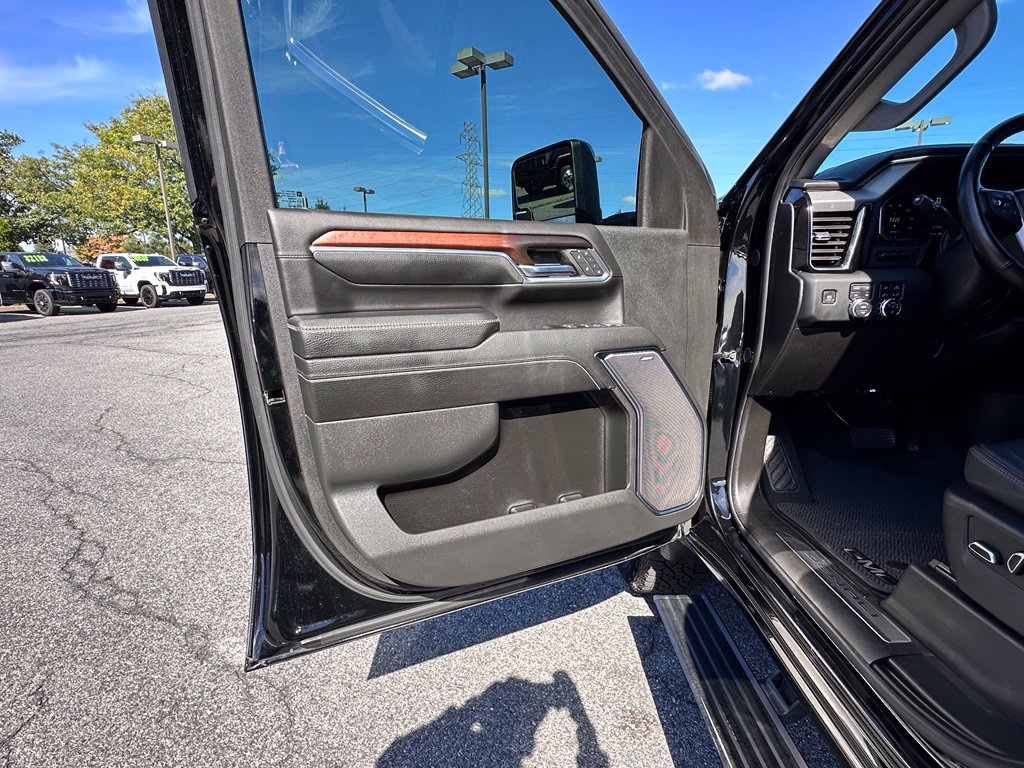 Certified 2024 GMC Sierra 2500 Denali w/ Denali Reserve Package AWD/4WD image 23
