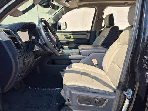 Used 2019 RAM 1500 Limited w/ Advanced Safety Group RWD image 16