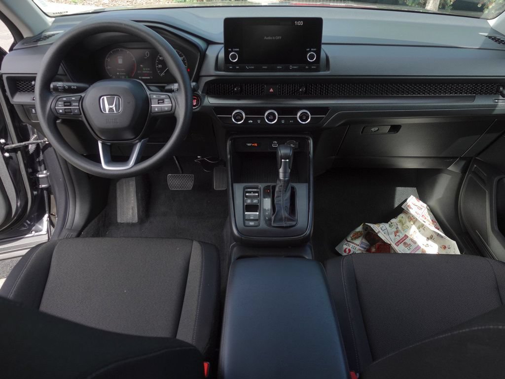 Used 2025 Honda CR-V LX image 11