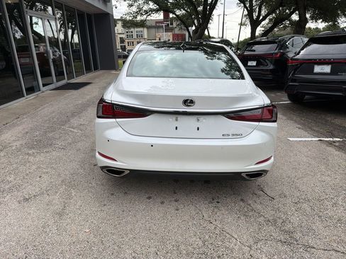 Used 2024 Lexus ES 350 w/ Premium Package FWD image 6