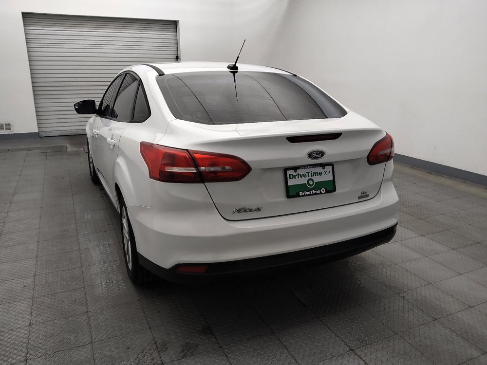 Used 2018 Ford Focus SE FWD image 6