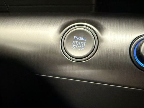 Certified 2025 Hyundai Kona SEL image 24