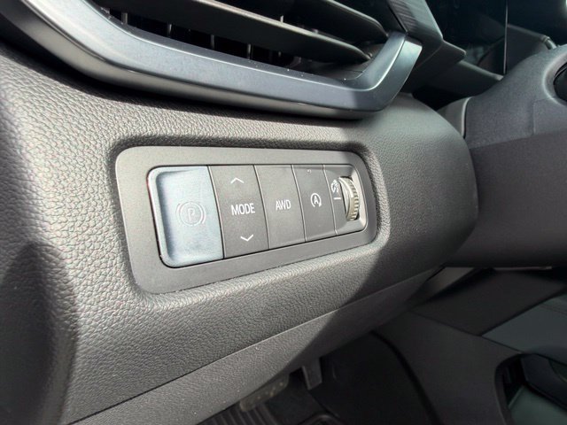 Used 2025 GMC Acadia AT4 AWD/4WD image 21