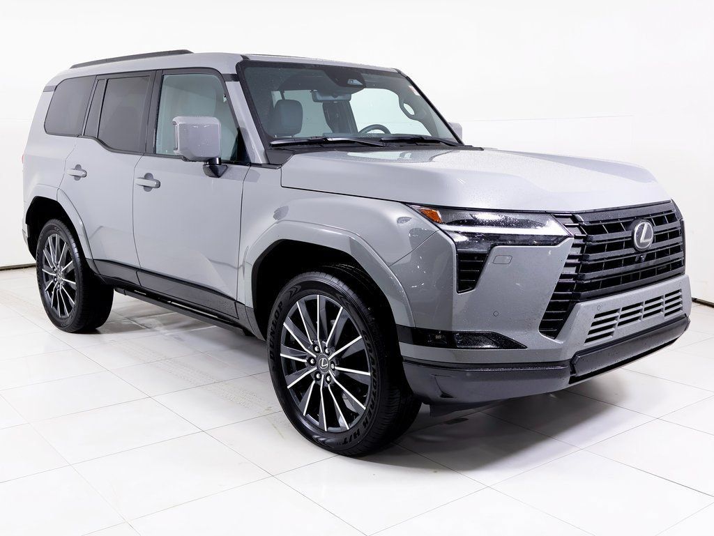 Used 2025 Lexus GX 550 w/ Accessory Package (2T) AWD/4WD image 31