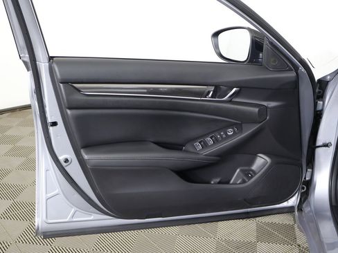 Used 2022 Honda Accord Sport image 19