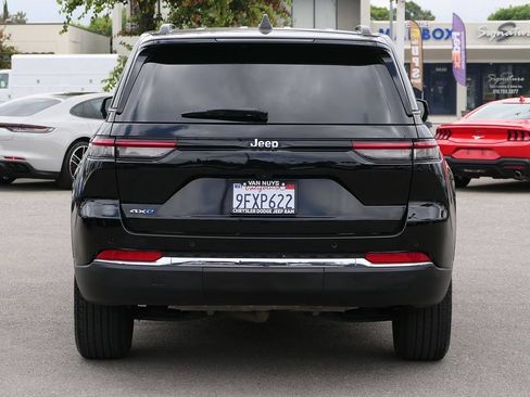 Used 2023 Jeep Grand Cherokee 4WD 4xe image 5