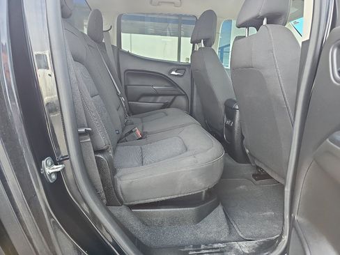 Used 2021 Chevrolet Colorado LT AWD/4WD image 11