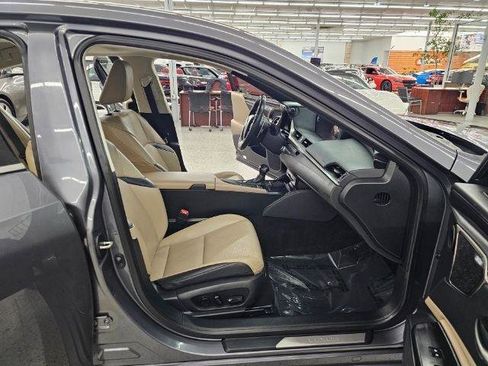 Used 2021 Lexus ES 300h w/ Premium Package image 31