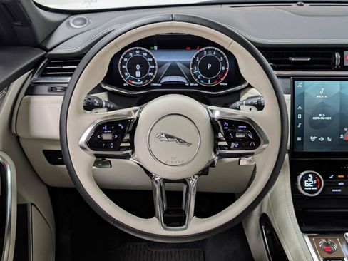 Used 2024 Jaguar F-PACE R-Dynamic S AWD/4WD image 30