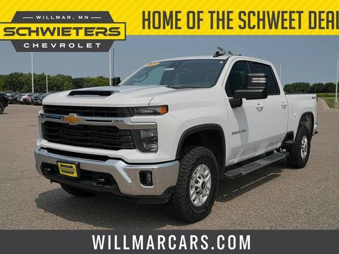 Used 2025 Chevrolet Silverado 2500 LT w/ Convenience Package AWD/4WD image 1