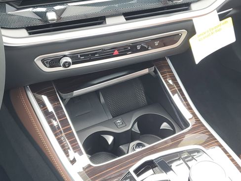 New 2026 BMW X5 xDrive40i w/ Premium Package AWD/4WD image 19