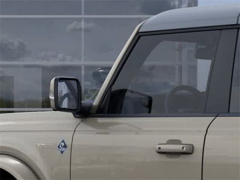 New 2025 Ford Bronco Outer Banks image 22