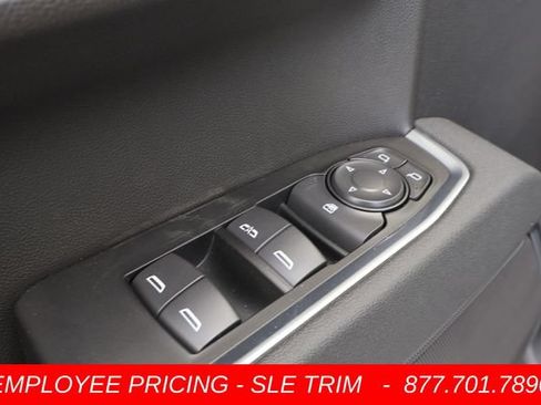 New 2026 GMC Sierra 1500 SLE w/ Max Trailering Package AWD/4WD image 10