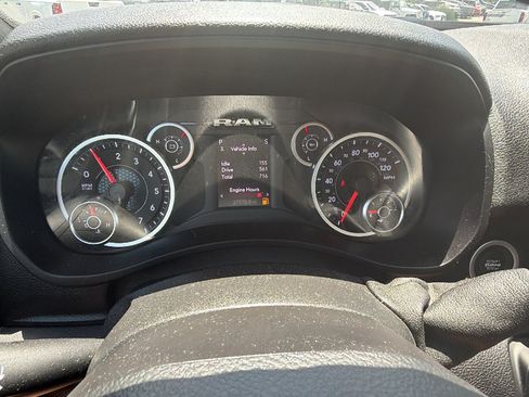 Used 2025 RAM 2500 Big Horn AWD/4WD image 28