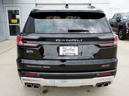 Used 2024 GMC Acadia Denali image 43