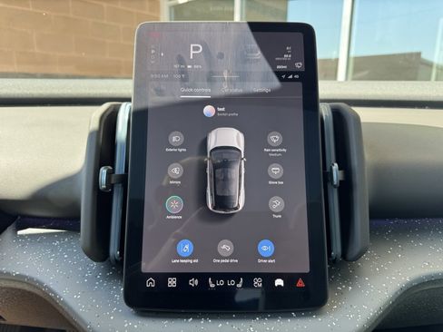 Used 2025 Volvo EX30 Ultra image 21