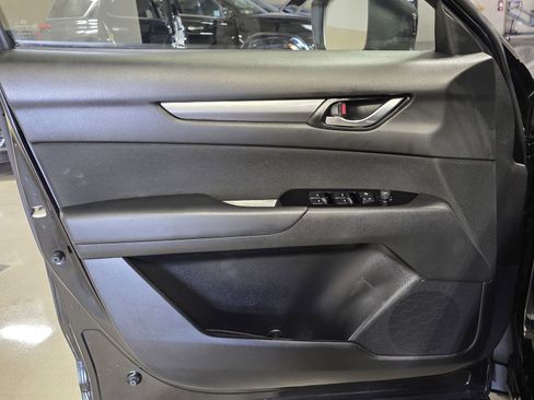 Used 2018 MAZDA CX-5 Sport image 16