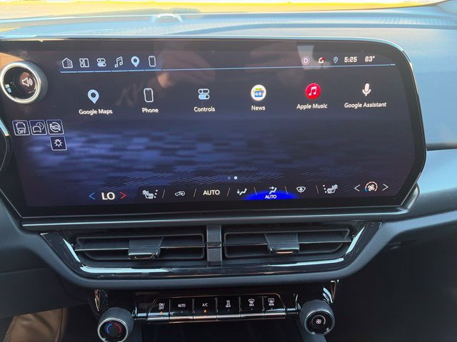 Used 2026 Chevrolet Equinox EV RS AWD/4WD image 23