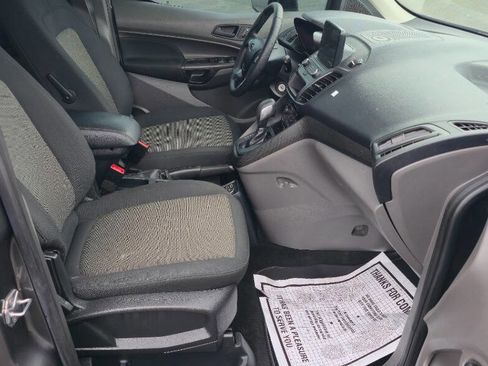 Used 2019 Ford Transit Connect XL image 22