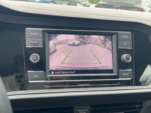 Used 2019 Volkswagen Jetta SE FWD image 16