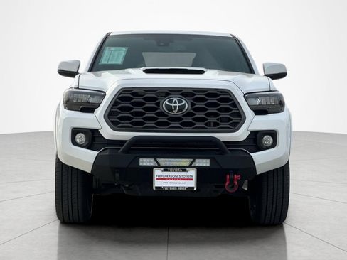 Used 2021 Toyota Tacoma TRD Sport w/ Technology Package image 8