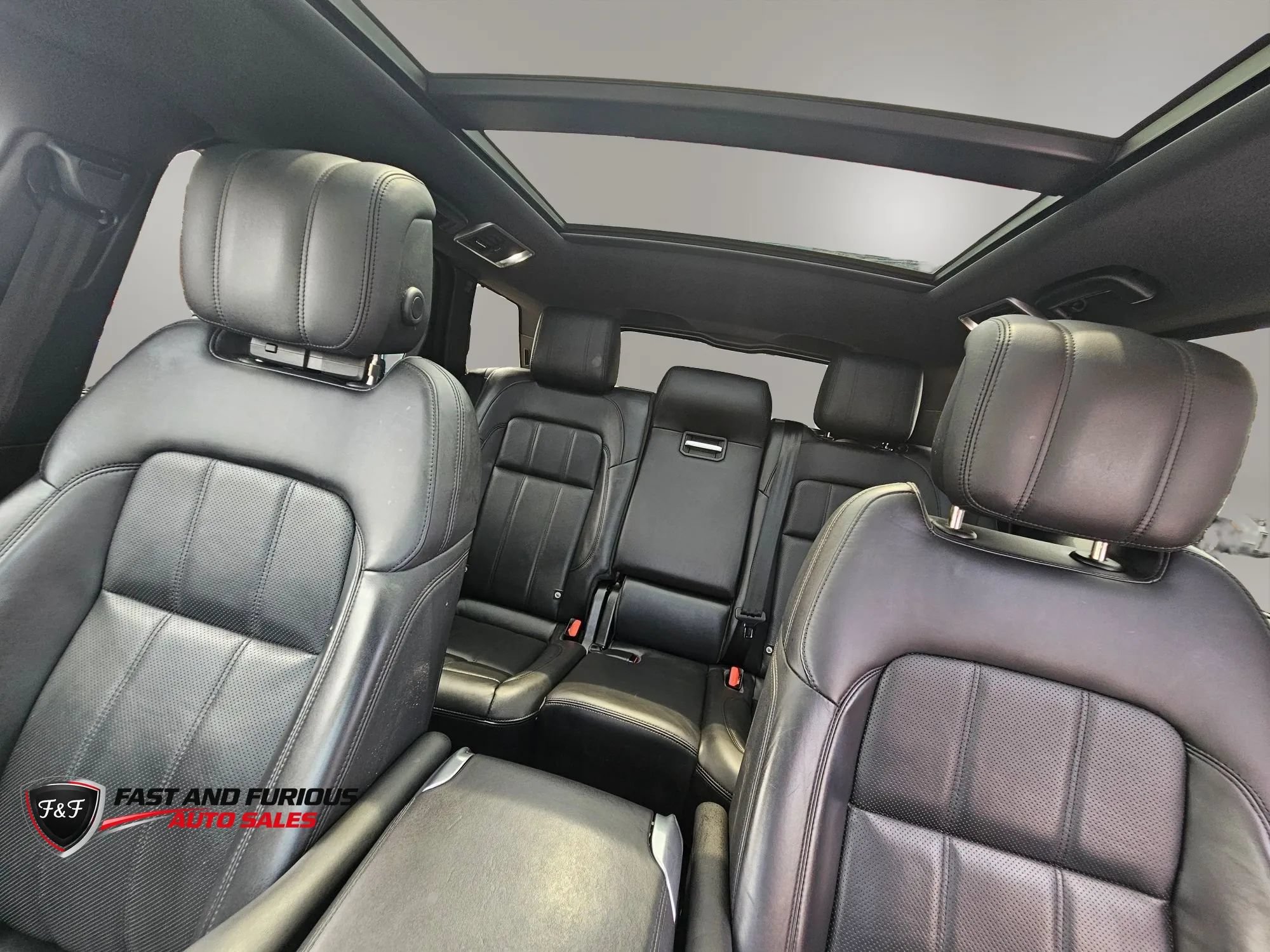 Used 2020 Land Rover Range Rover Sport HSE AWD/4WD image 33