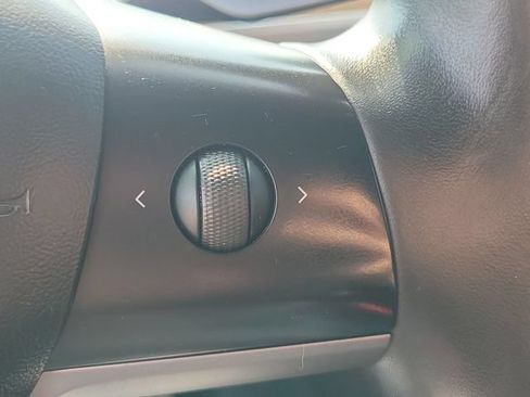 Used 2019 Tesla Model 3 Mid Range RWD image 12